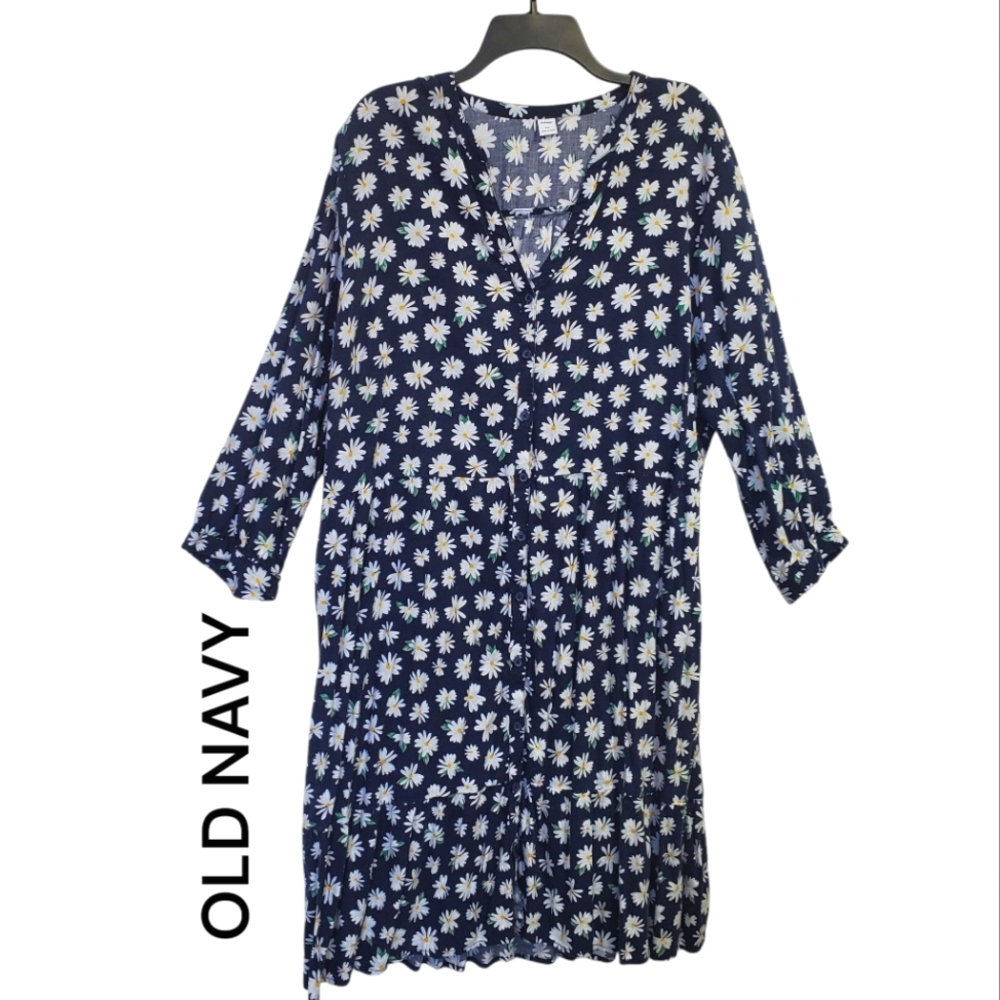 Old Navy Women's Navy Blue With Daisy's  Dress Size XXL